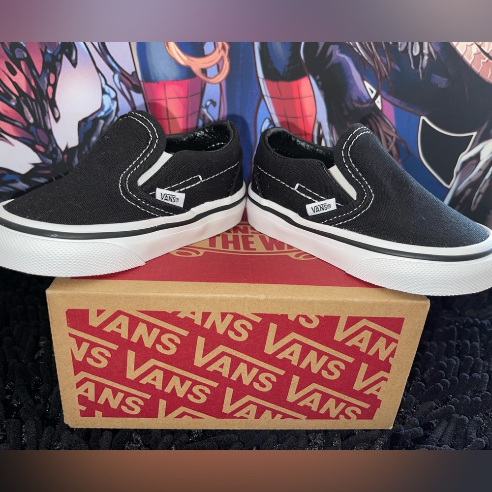 VANS - Picture 7 of 9
